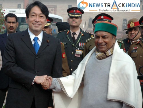 7752.Defense-minister-AK-Antony-welcomes-Japan-Defense-Minister-Itsunori-Onodera